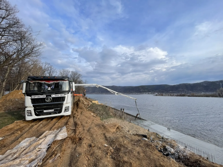Строительство причала в п. Прибрежный